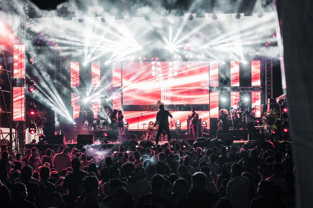 Fast thrash set on a crowded secondary stage