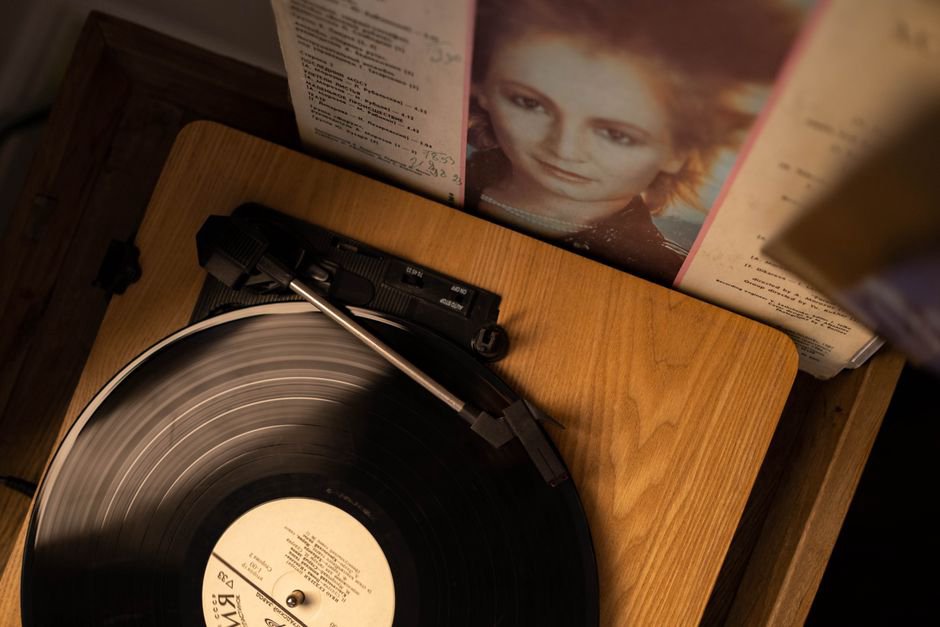 Read more about the article Finnish Thrash’s Vinyl Revival: Reading the Records