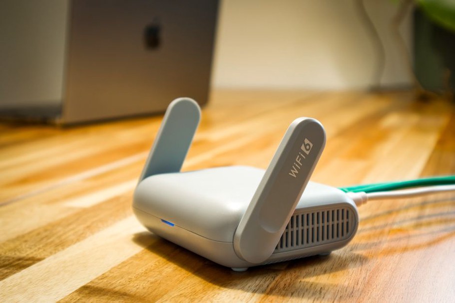 Router placement affects the connection in nearby rooms