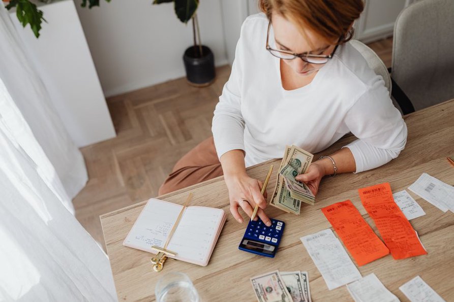 Read more about the article How to Compare Internet Plans Beyond the Advertised Price