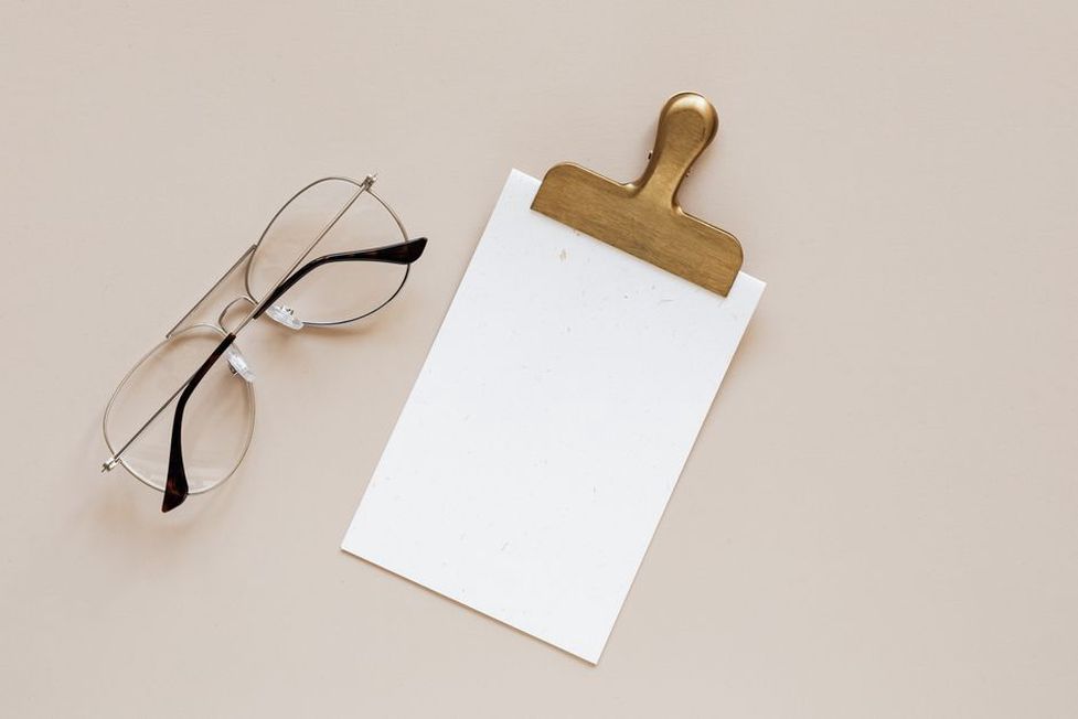 Show billing compared with dated research notes