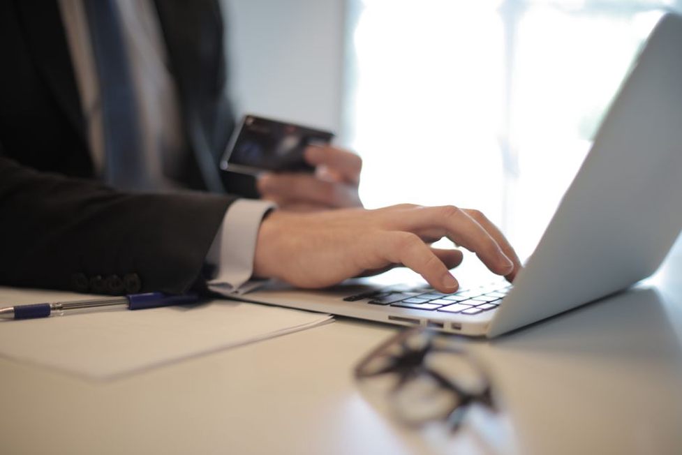 A reader checks conditions before a withdrawal request