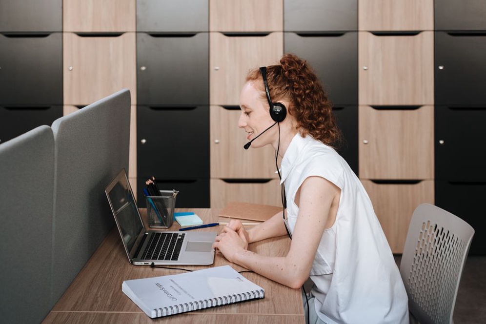 Read more about the article Making Video Meetings Accessible for Archive Teams