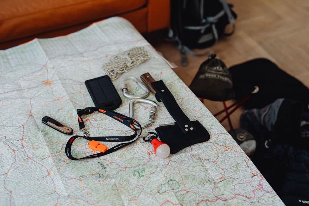 Read more about the article How to Pack Light for a Day Trip